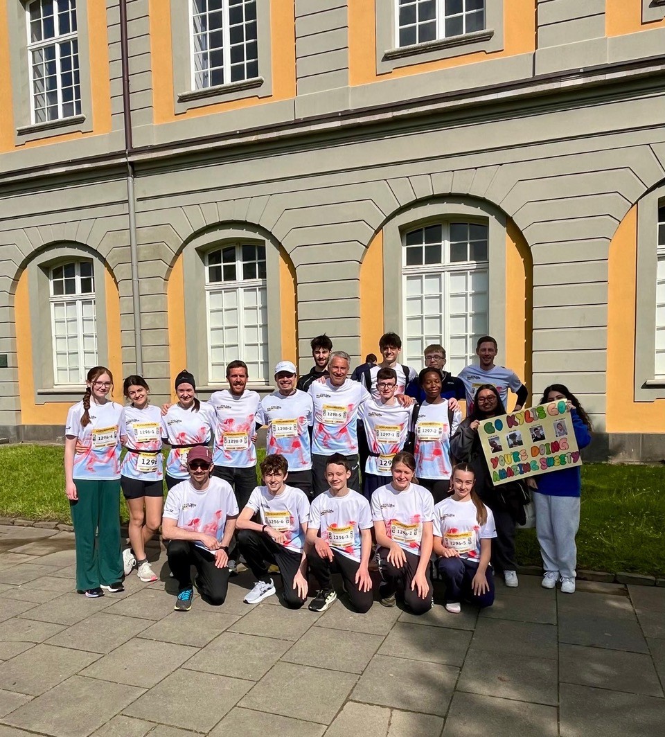 Erfolgreiche Premiere beim Bonner Schulstaffelmarathon 2026